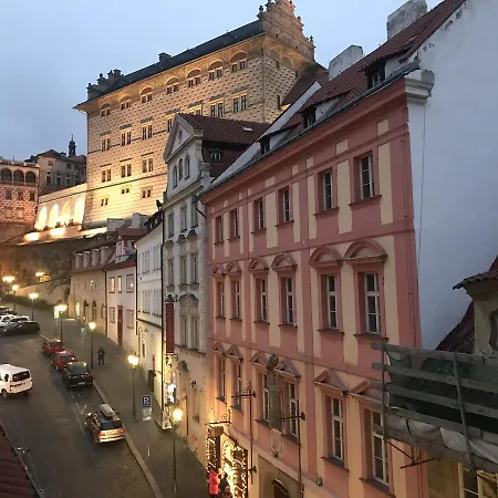 Amavi Bretfeld Palace Apartments * Prague