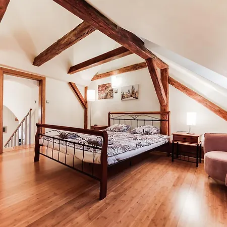 Amavi Bretfeld Palace Apartments Praga